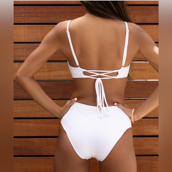 NEW! Kenny Flowers The Santorini Soft Eco Luxe Underwire Top Bikini SZ M, L, XL - Picture 4 of 16